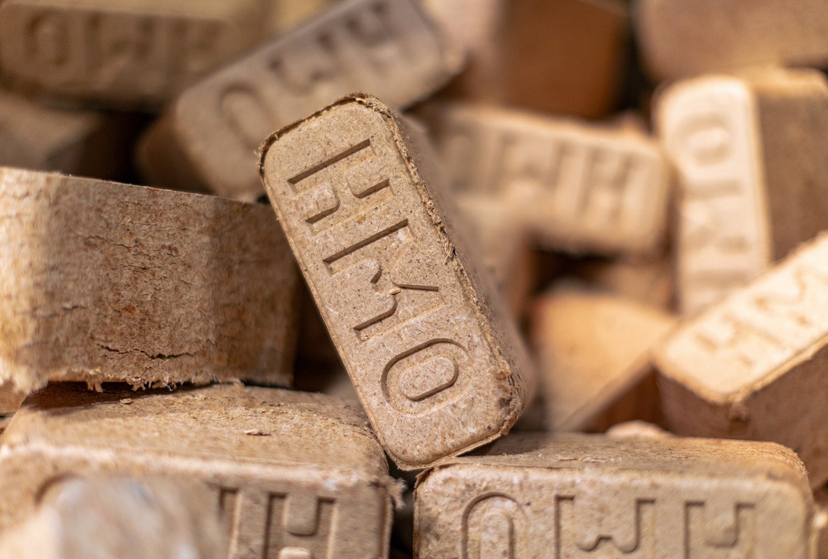 Holzbriketts<span class="sb"></span>